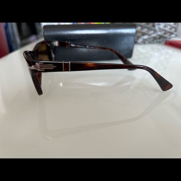PERSOL sunglasses for men -slightly used. - Picture 6 of 9